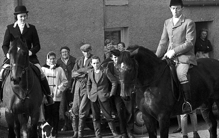 Pictured at Vicarstown Cross in 1961 on the occasion of the Muskerry Hunt meet.jpg