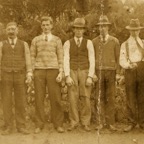 Undated postcard of bowlplaying group at Vicarstown.jpg