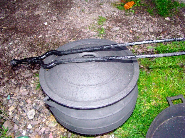 Cast Iron Pan with Lid and Tongs